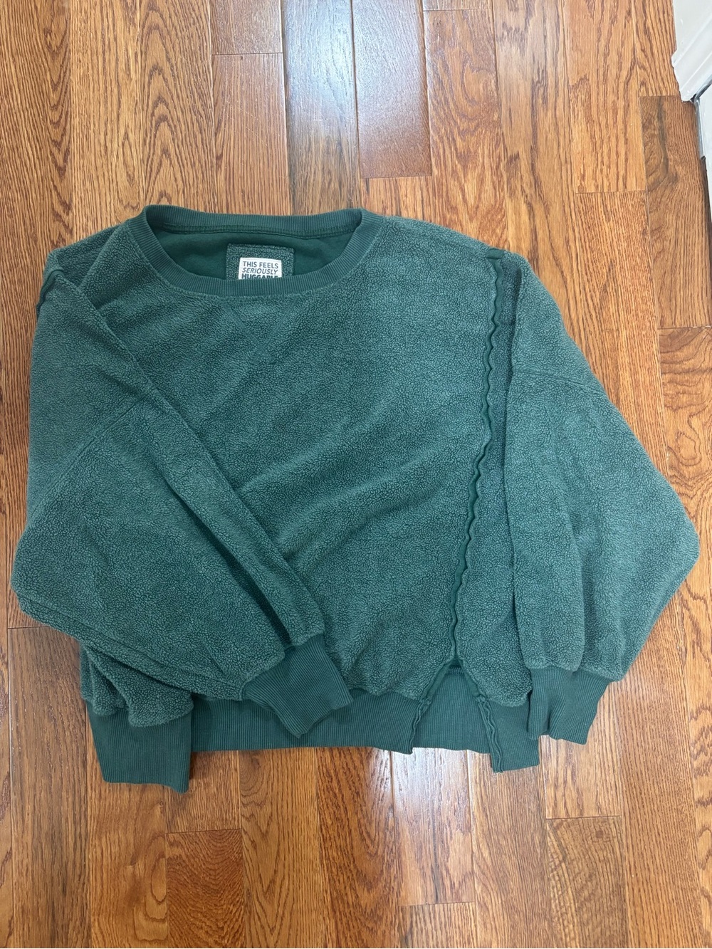 American Eagle Outfitters Green Crewneck Sweater